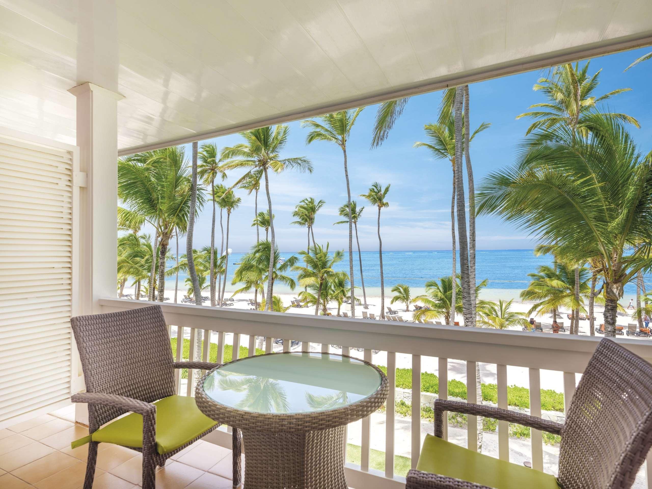Barcelo Bavaro Beach (Adults Only) Punta Cana Eksteriør bilde A view from a balcony at the Hard Rock Hotel & Casino Punta Cana