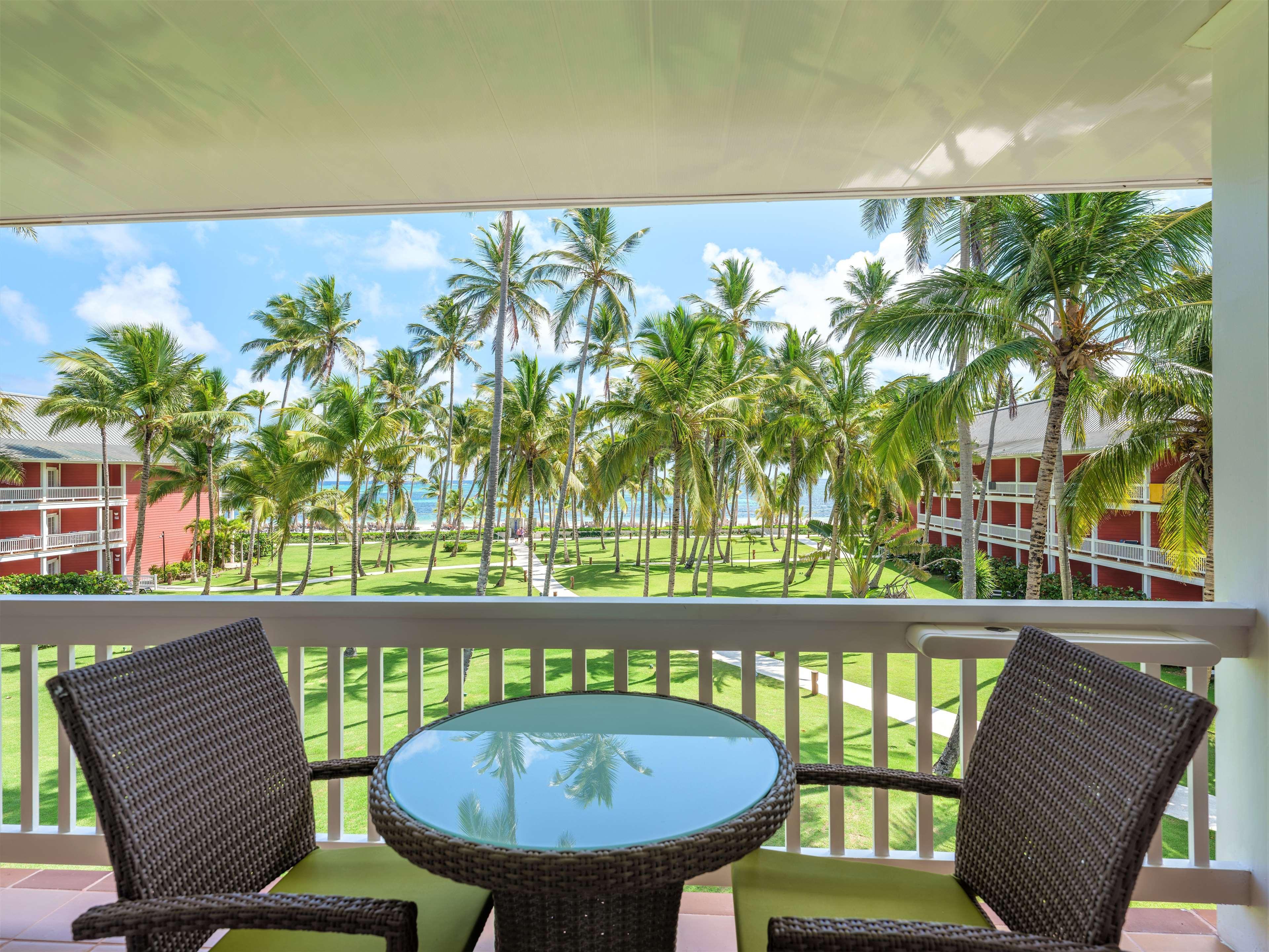 Barcelo Bavaro Beach (Adults Only) Punta Cana Eksteriør bilde View from a balcony at Sandals South Coast
