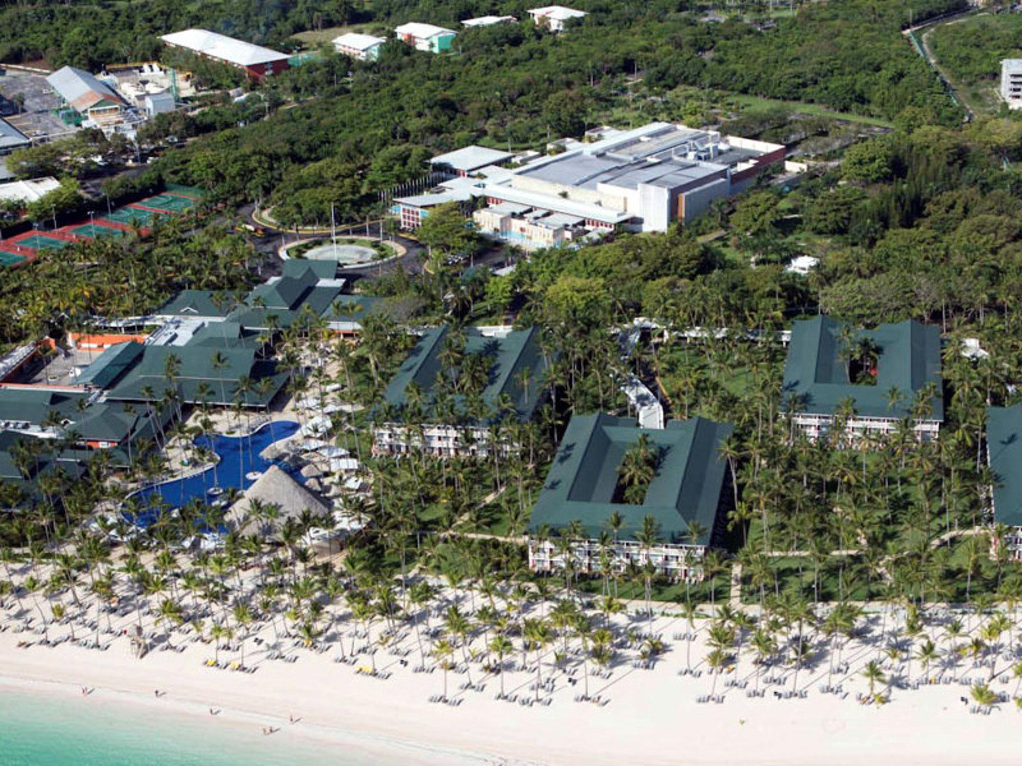 Barcelo Bavaro Beach (Adults Only) Punta Cana Eksteriør bilde Aerial view of the resort
