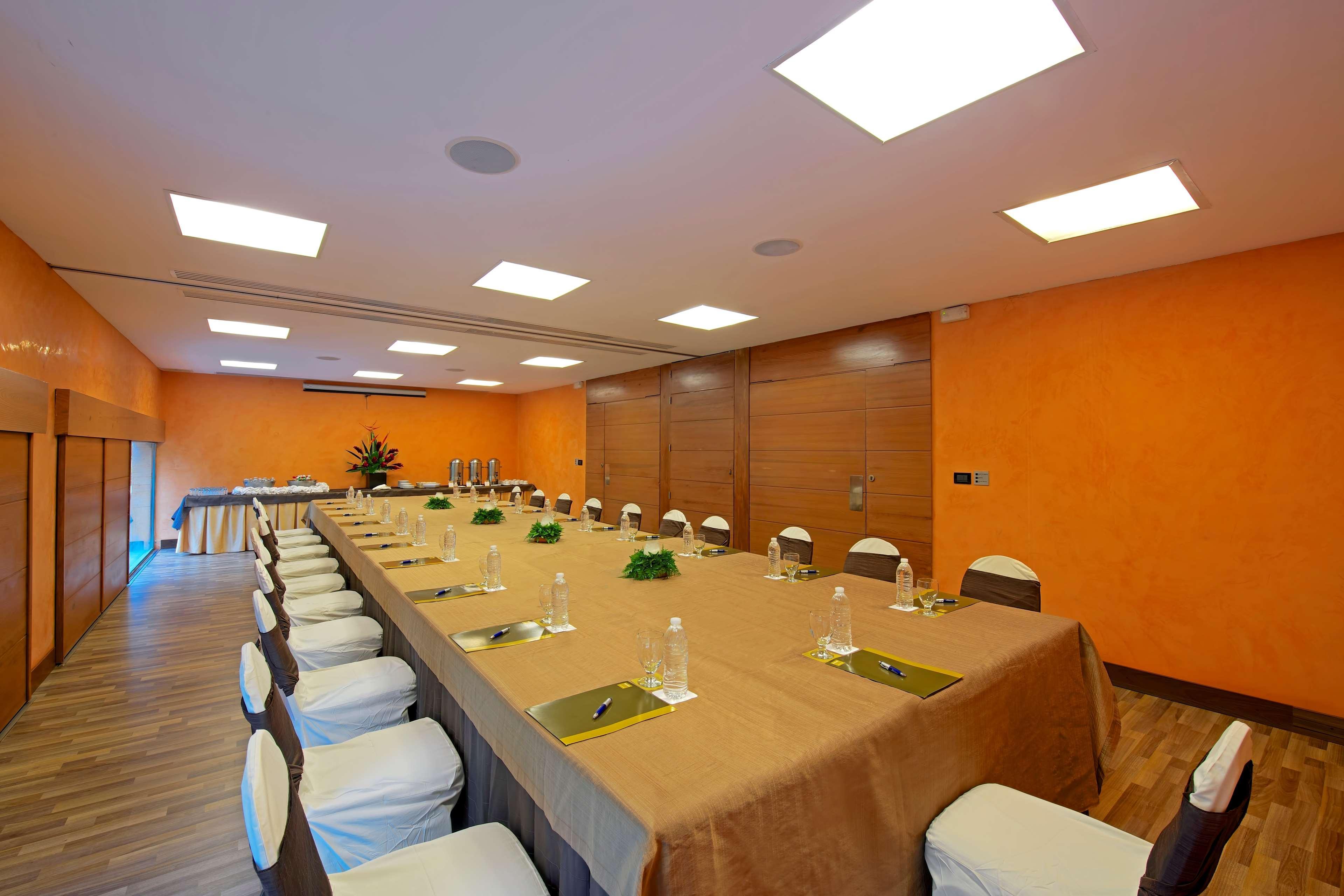 Barcelo Bavaro Beach (Adults Only) Punta Cana Eksteriør bilde Meeting room